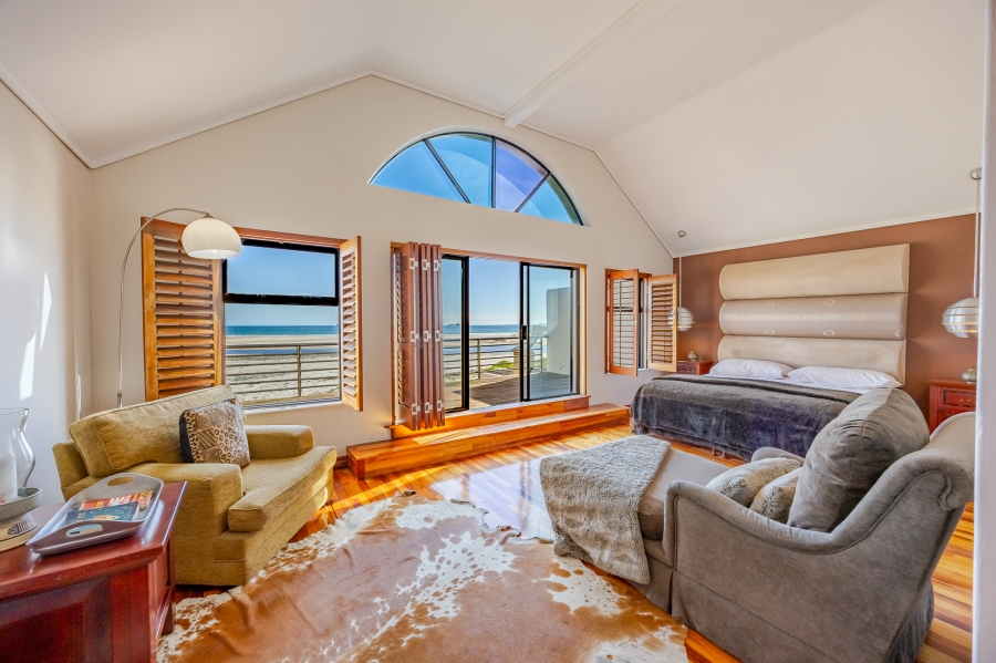 2 Bedroom Property for Sale in Lagoon Beach Western Cape